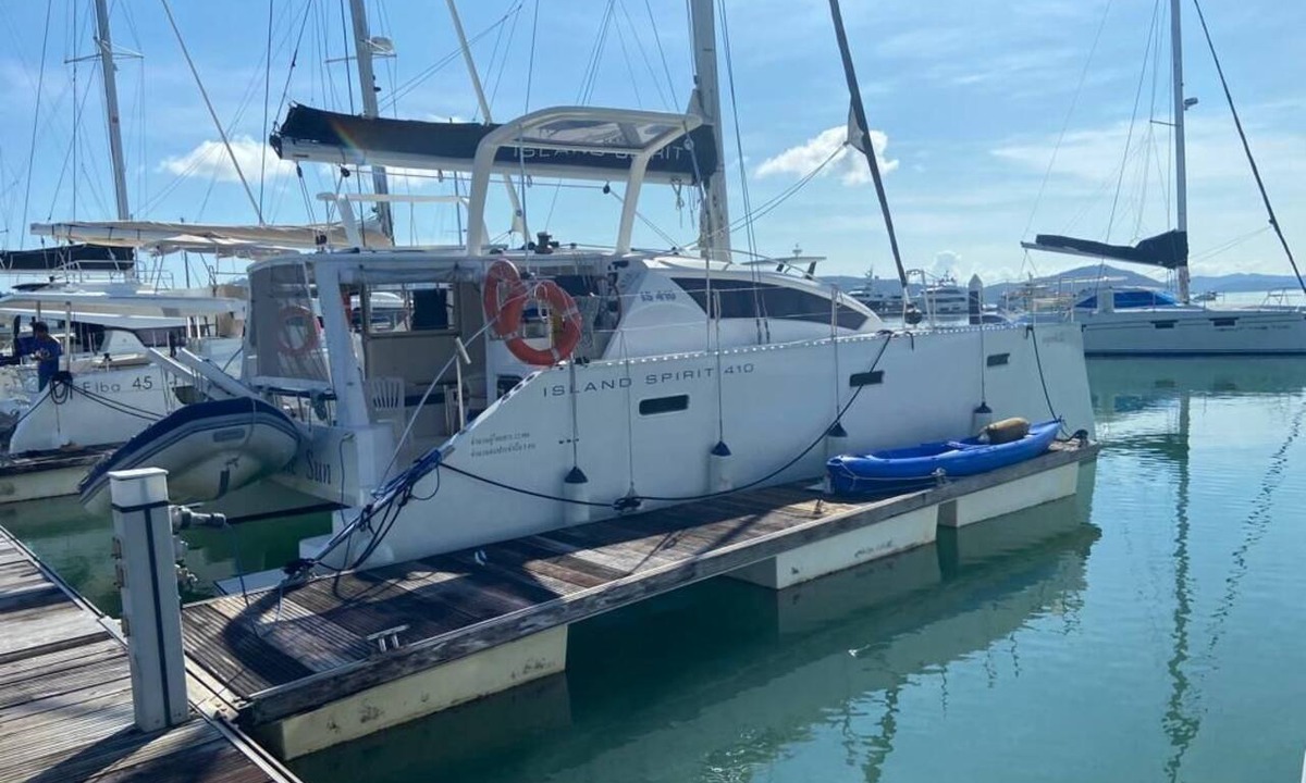 Ban Na Faek Boat Rental | Sun-Kissed Sailing Adventure in Phuket