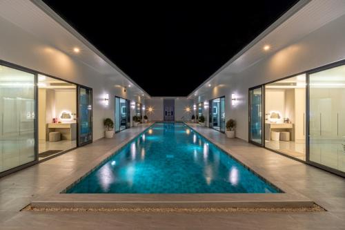 Huai Yai Villa | T M L-Hidden Manor Pool villa-6 bedrooms-Luxury KTV & Billiards - Private Party Paradise