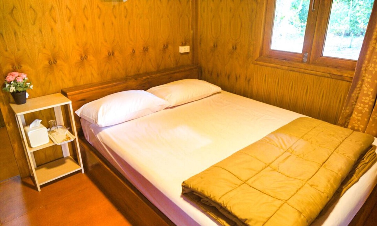 Lan Saka Hotel | Talaungjit Resort & Garden