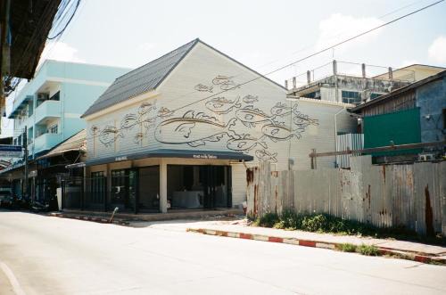 Sattahip Hotel | Tali-Yailai Hostel
