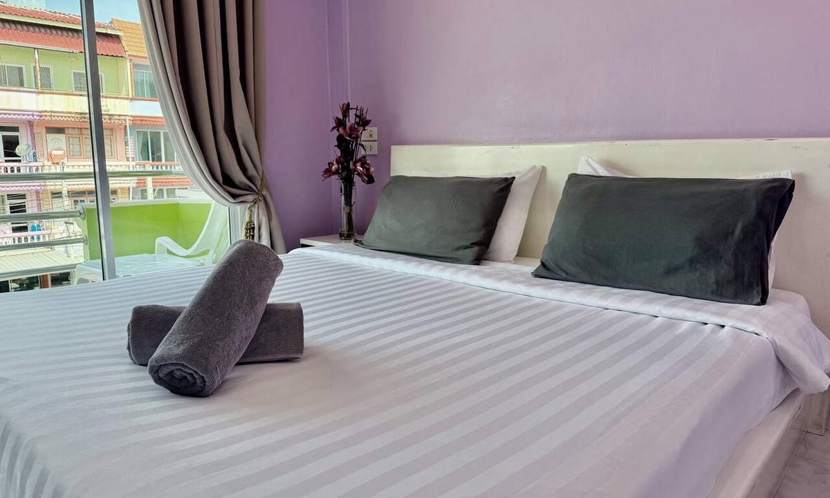 Cha-am Hotel | The Beach INN Cha-Am