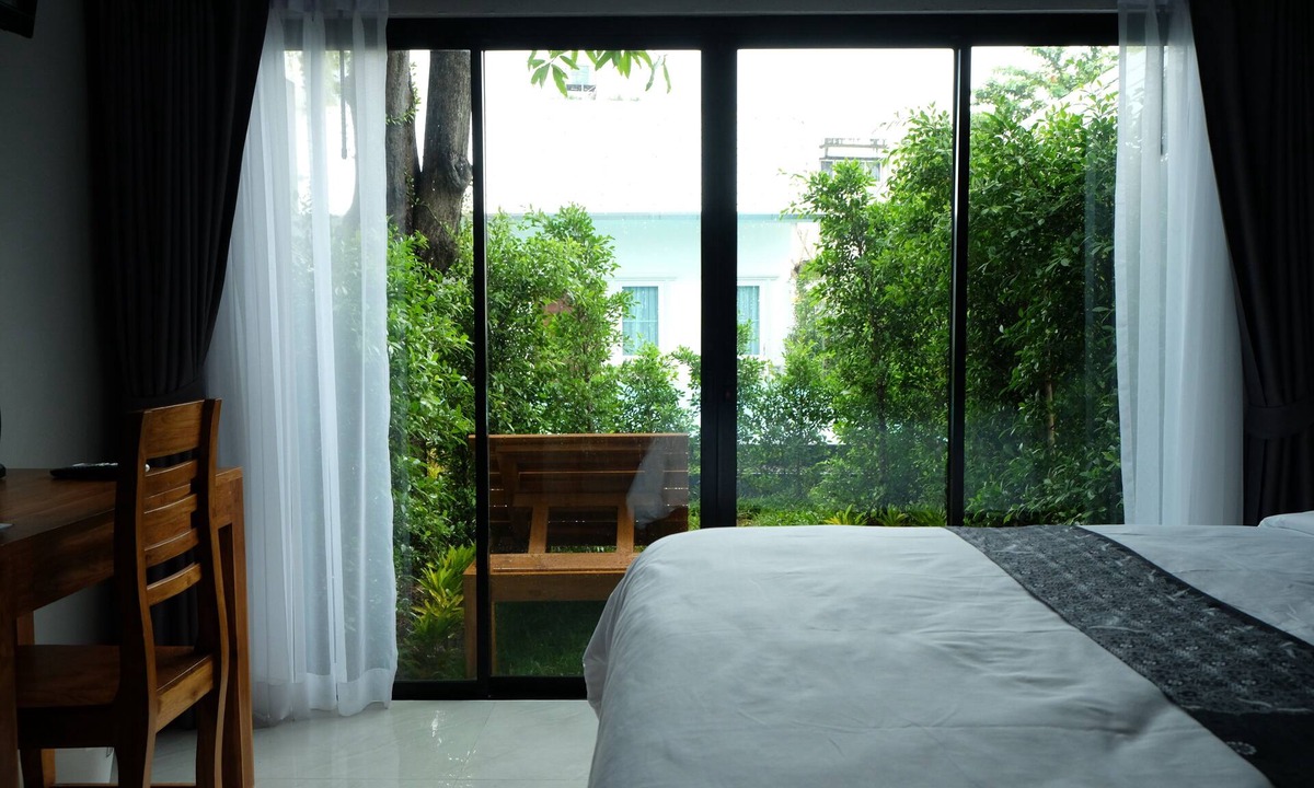 Old Phuket Town Hotel | The Besavana Phuket