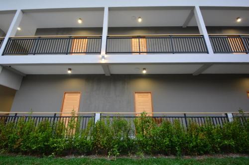Chalong Apartment | The Grey House Palai Phuket