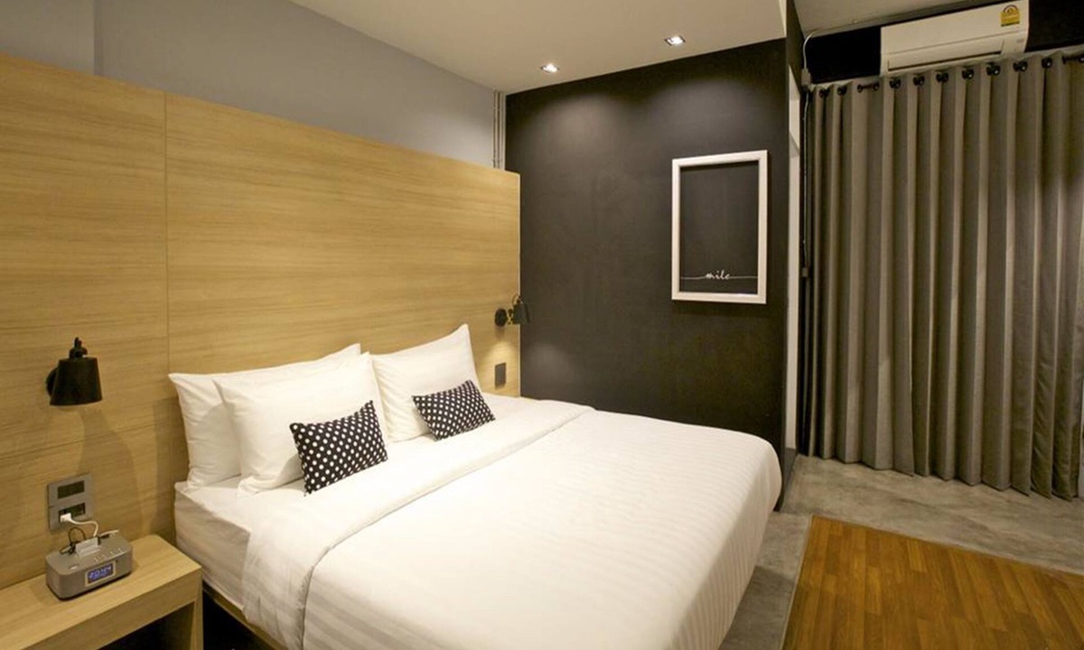 Khlang Hotel | The Plug Hotel