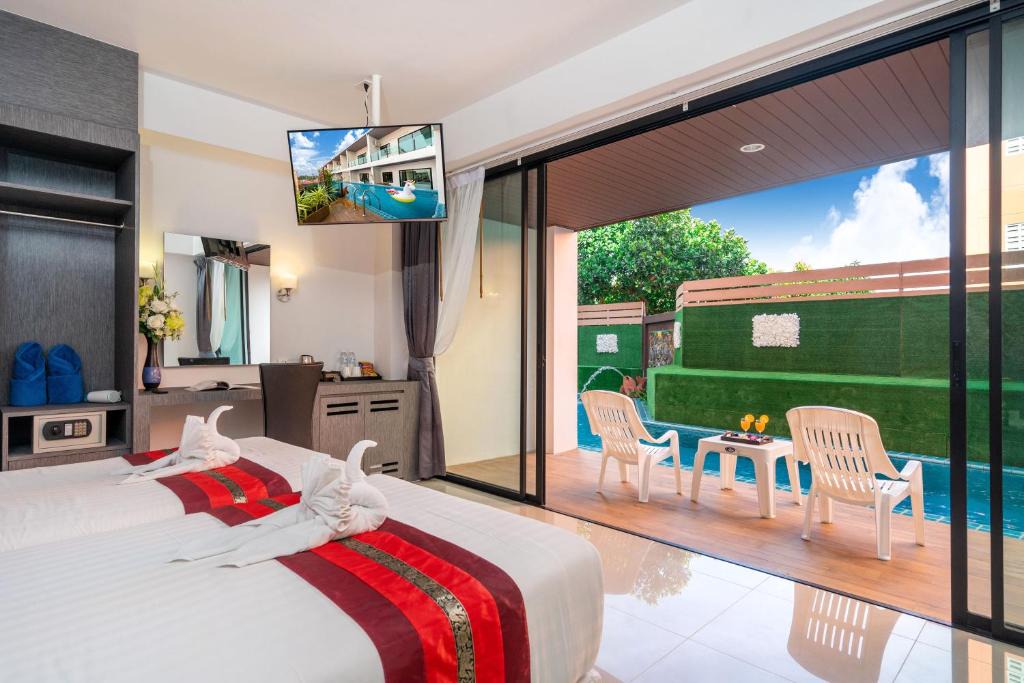Chalong Hotel | The Thames Pool Access Resort & Villa - SHA Extra Plus