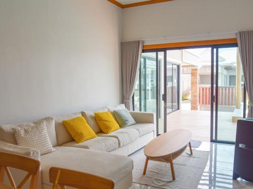 Pak Nam Pran Villa | Viraka PoolVilla วิราคะ พูลวิลล่า