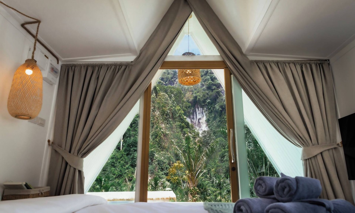 Sai Thai Hotel | Voasis Valley Krabi - Natural Resort - Adults Only