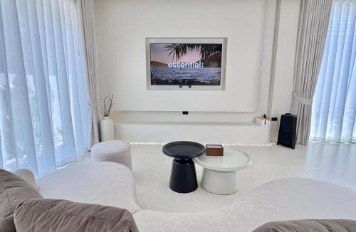 Khanom Villa | จันทร์ - Private Pool Villa พูลวิลล่าขนอม