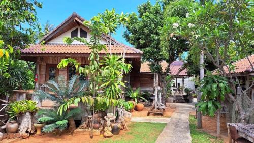 Sam Roi Yot House | บ้านพักน้ามาลัย Ban Na Malai Homestay, Sam Roi Yot