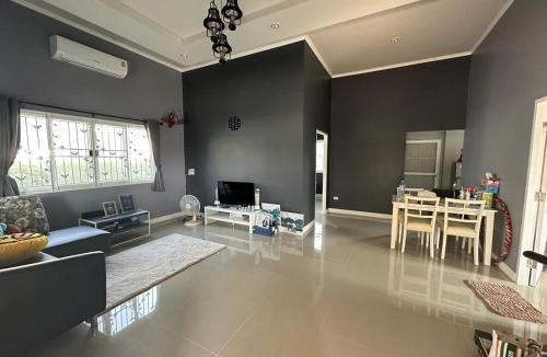 Kaeng Krachan House | บ้านมีสุข แก่งกระจาน