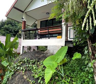 Lan Saka Resort | บ้านสวนเรไร คีรีวง รีสอร์ต - Bansuanrayrai Khiriwong Resort