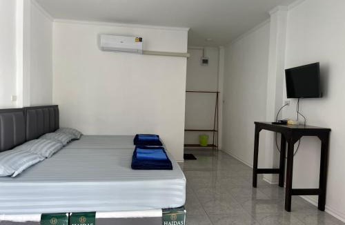 Ongkharak Hotel | ปะป๊า Pool Villa องครักษ์