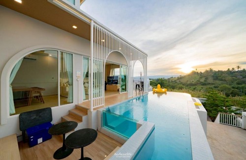 Khao Kho Villa | มากอดหมอก เขาค้อ Cloud Nine Private Pool Villa