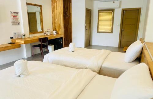 Chonburi Hotel | สราญรัตน์รีสอร์ท