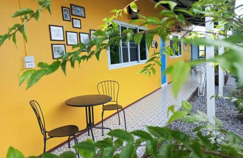 Tha Mai Bed & Breakfast | อิน ท่าใหม่ - In ThaMai