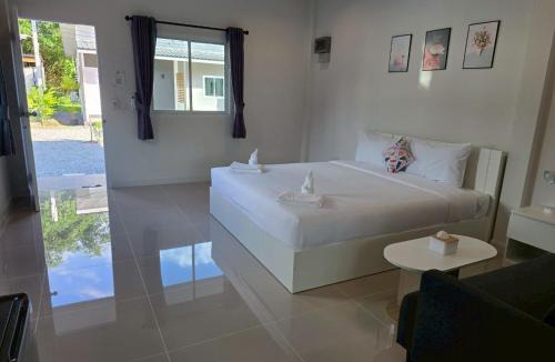 Khok Kloi Hotel | แวะมาพักโคกกลอย Wae Ma Phak Khokkoi