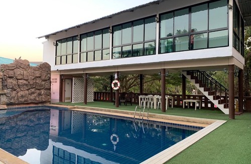 Nong Nam Daeng Hotel | โรงแรมภูรัญญารีสอร์ทเขาใหญ่