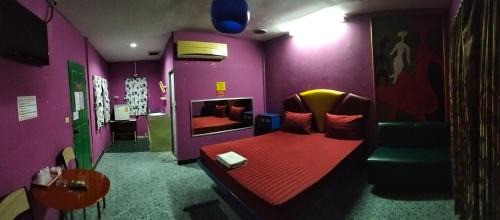 Noen Phra Hotel | ไม่เปิดรับจอง