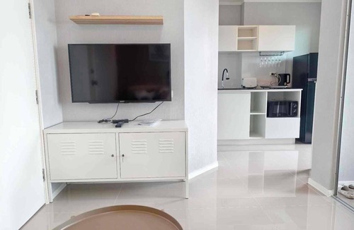 North Pattaya Condo | 1-bedroom side sea view 5mins to terminal 21 and Pattaya beach free wifi