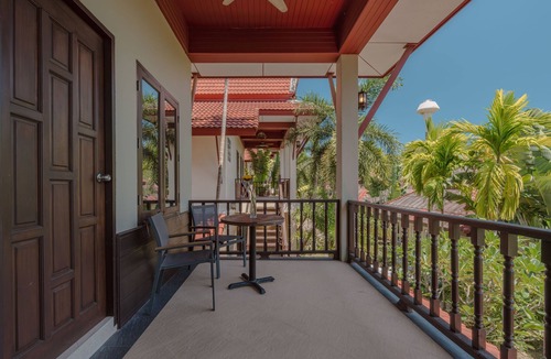 Rawai House | 1 Bedroom with living room and kittchenette 700meters to Rawai beach