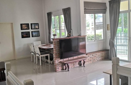 Chalong House | 29,900 Bt. 5 Bedrooms. 3 bathrm. in Land& House Chalong