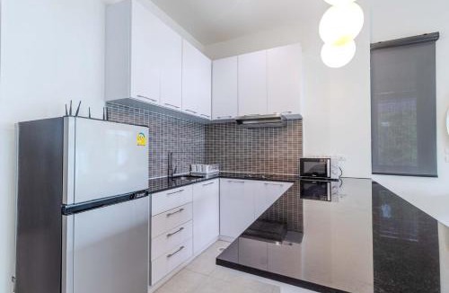 Cherngtalay Villa | 3BR Walk Beach And Beach Clubs thalang V243