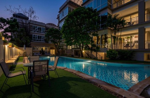Karon Apartment | 4.13 Karon View 2 Bed 5 Minutes walk Karon Beach