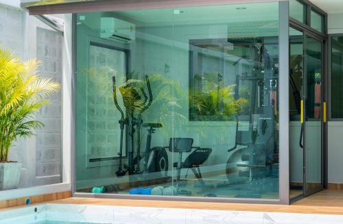 Chalong Villa | 5 BR Pool Villa Montri-Near Big Buddha Hill