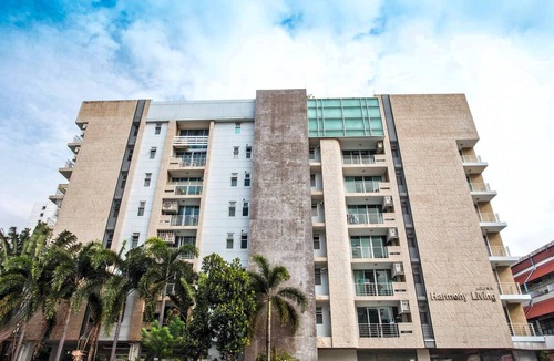 Khlong Toei Nuea Condo | 5C - Short-Term Rental Allowed - Downtown Bkk Serviced Apartment