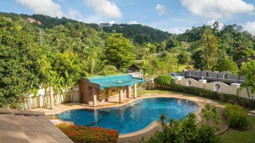 Kathu Villa | 7 Bedroom Pool Villa in Kathu (SV1)