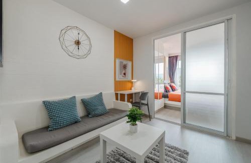 Kathu Apartment | A Stylish Condo in Local Area Kathu, Phuket