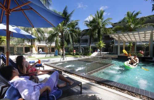 Phuket Resort | A2 Pool Resort, Phuket Town - scheduled shuttle to Phuket Old Town