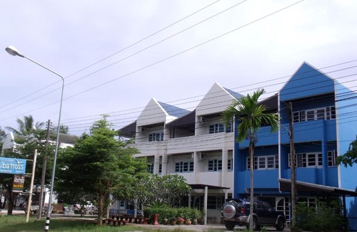 Saphli House | Albatross Guesthouse @ Thungwualaen Beach