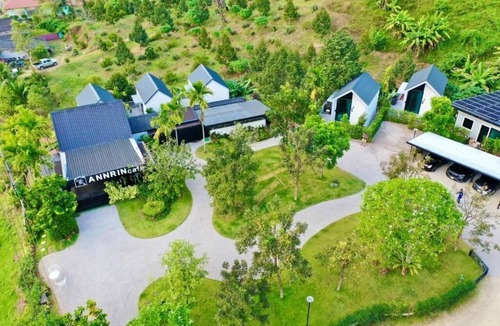 Phanom Villa | Annrin cafe & resort