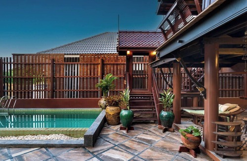 Nong Kae House | Antique Teak House Sleeps 5 | Private Pool | AC Both Floors | 10min to Beach