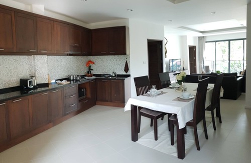 Moo 5 Apartment | B6 Family 2 Bedroom Apartment near by Airport
