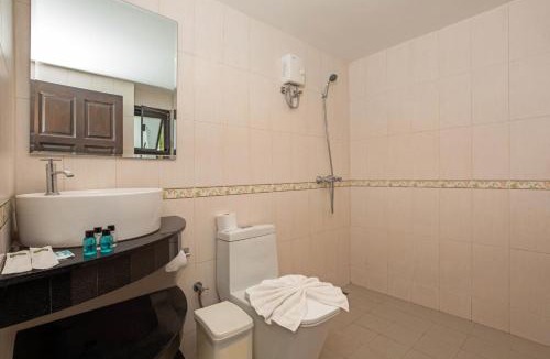 Kamala Hotel | Baan Chom View Kamala - SHA Plus