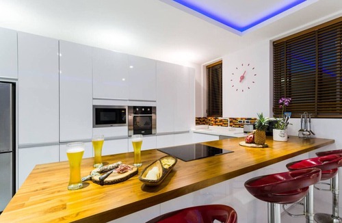 Na Thon House | Baan Cyan Amazing Seaview 5BR Villa private pool