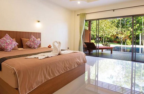 Chalong Hotel | Baan Suan Villas Resort