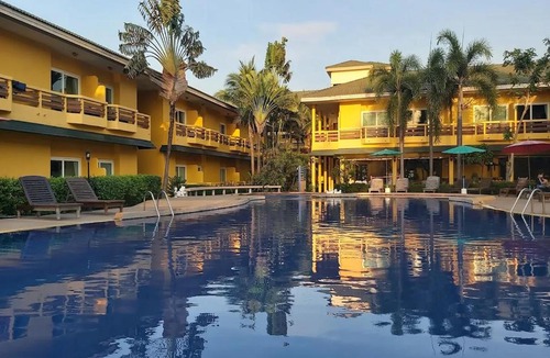 Pak Nam Pran Hotel | Bacchus Home Resort Pranburi
