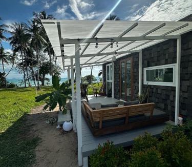 Lipa Noi House | Beachfront Tiny House - Eden Pod with FREE Rowboat