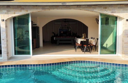 Central Pattaya House | Big Vacation Pool Villa Pattaya city