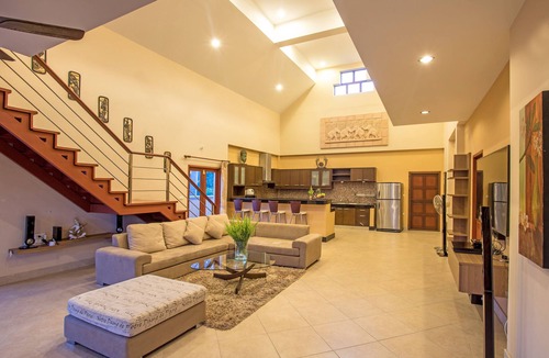 Ban Saiyuan Villa | Blissful Villa Felicity with Ample Space