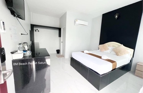 Pak Nam Hotel | BM Beach Resort