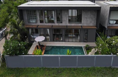 Chalong Villa | Chalong Bay View 3BR Pool Villa Long One A4