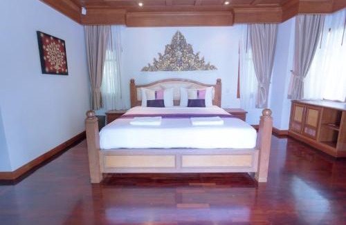Patong Villa | Classic Cozy Thai Villa BIG pool Party OK
