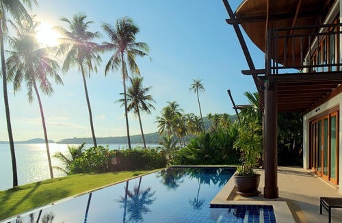 Maprao Island Villa | Coconut Island 4 Bedroom Beachfront Pool