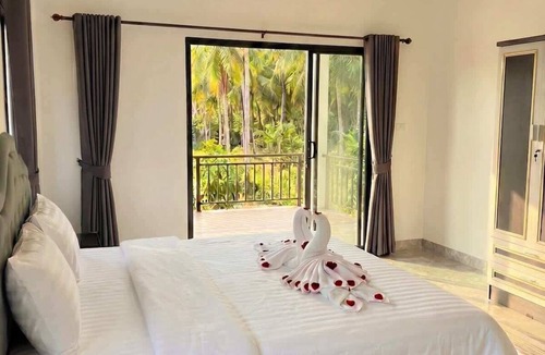 Srithanu House | Coconut Villa | 2 Private BR | Palm View | Top Loc