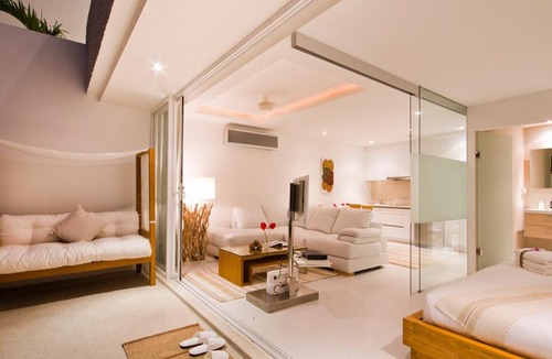 Mae Nam Resort | Code Samui Hotel