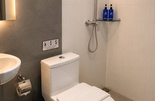 Ao Nang House | Double Room Close to Shops & Dining 100 meters walk to Ao Nang Beach